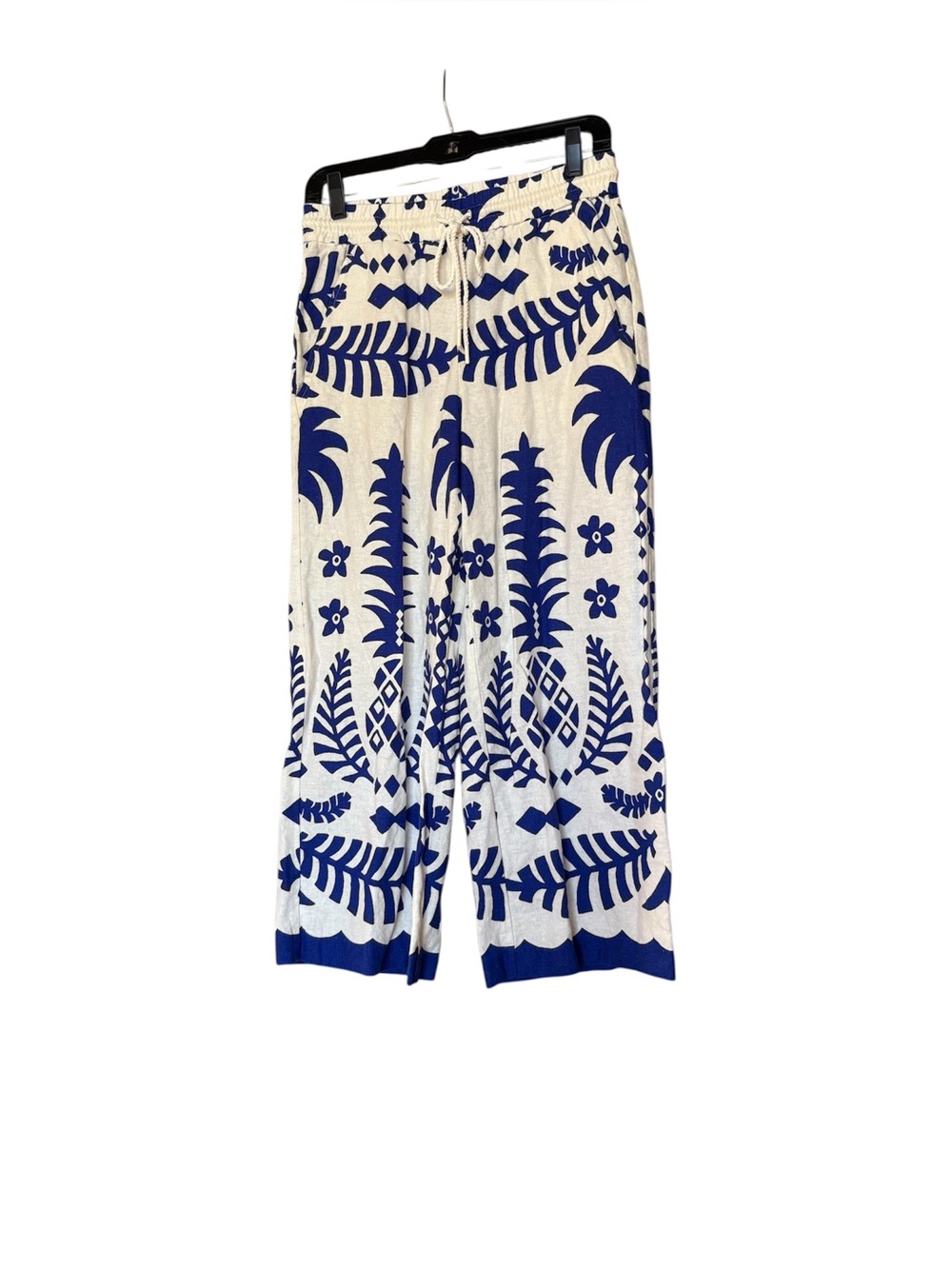 C&C California White Pants with Royal Blue Botanical Print